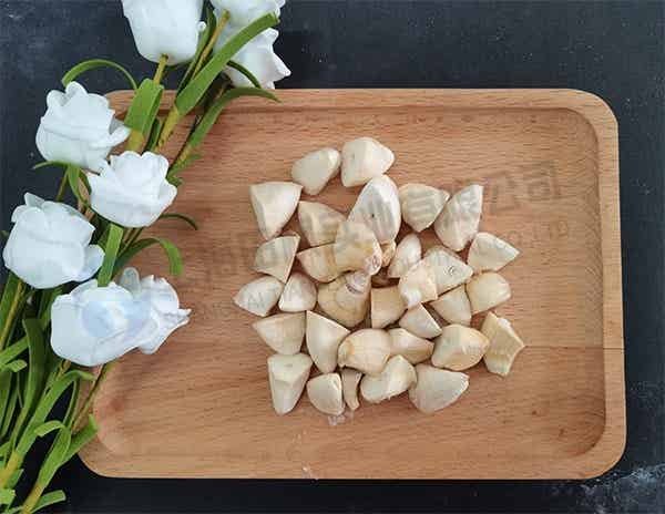 大蒜冻干机：蔬菜冻干机应用于大蒜冷冻干燥