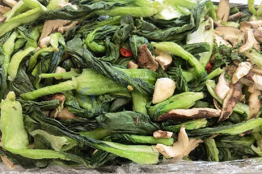 青菜冻干:预制菜冷冻干燥机应用介绍